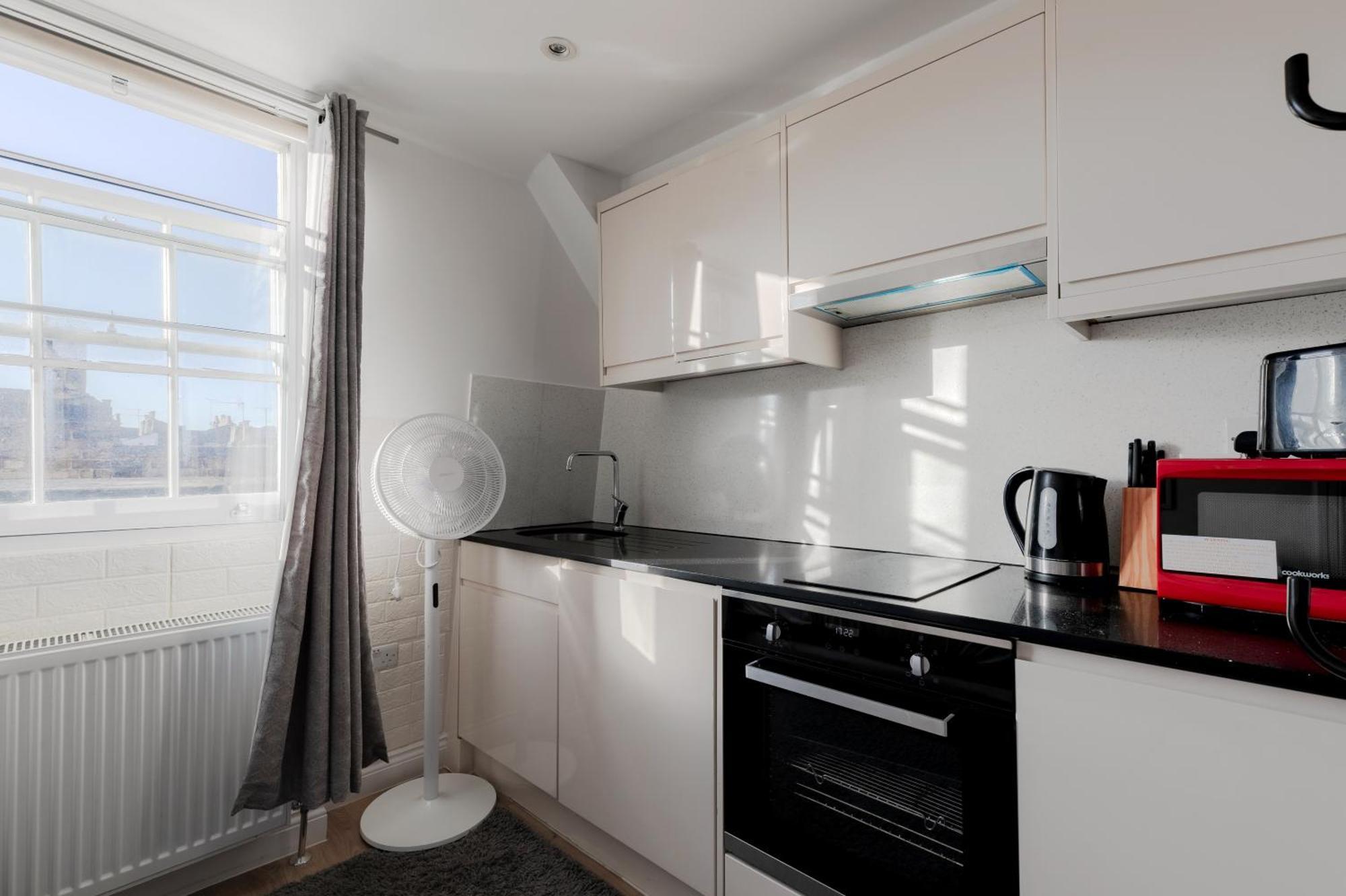 Gloucester Place Апартаменты *
