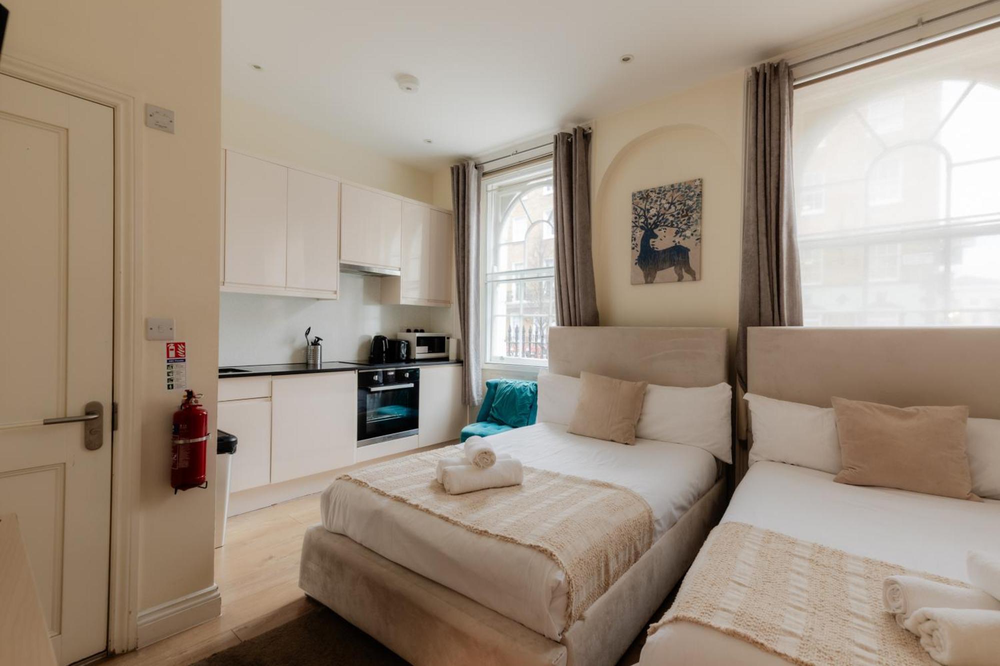 Gloucester Place Апартаменты *